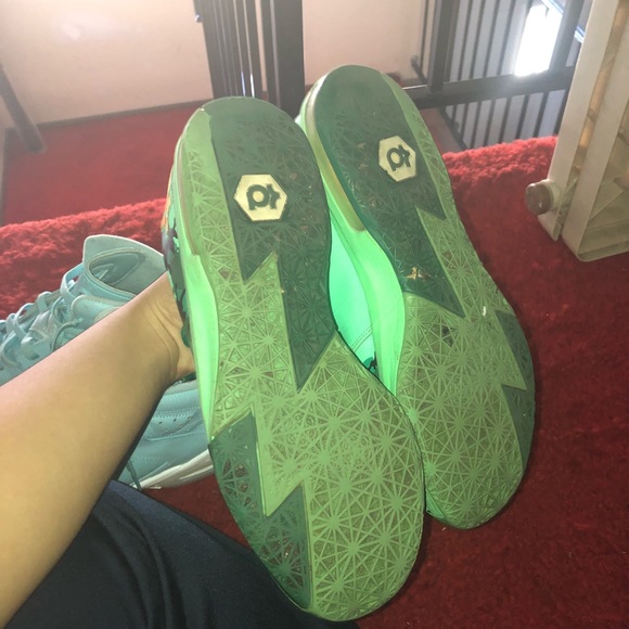 easter KD 6’s - Picture 5 of 5